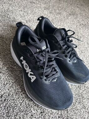 Hoka Black Running Shoe (Bondi 8) for men